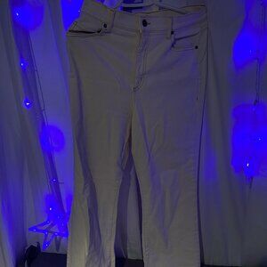 White butt lift jeans